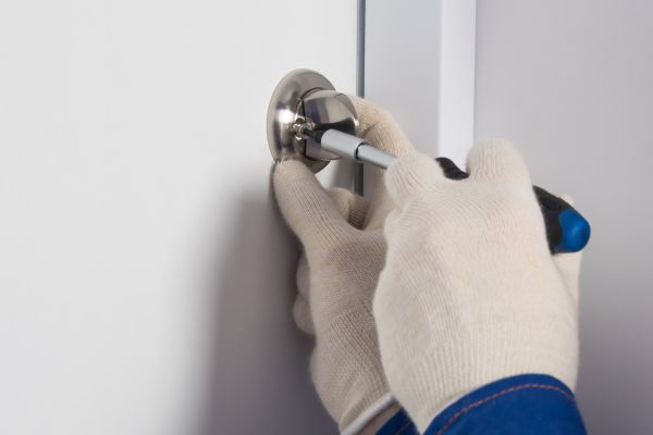 Cost of Deadbolt Replacement in Bellevue