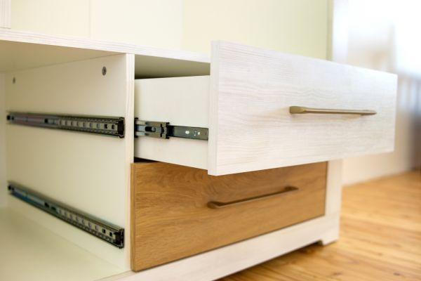 Cost of Pull Handle Installation in Bellevue