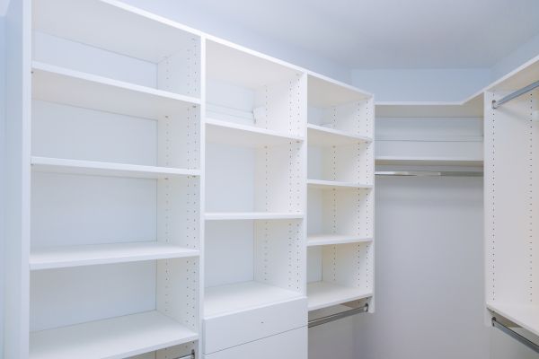 Cost of Shelving Repair in Bellevue