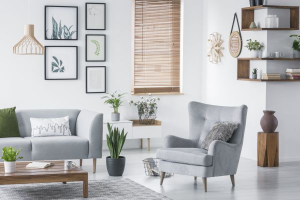 Cost of Wall Decor Hanging in Bellevue