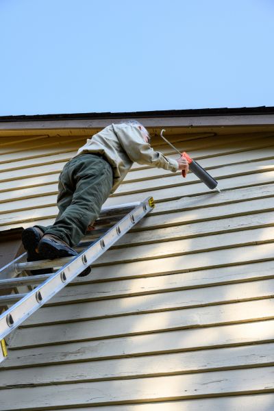 Cost of Exterior Caulking in Bellevue